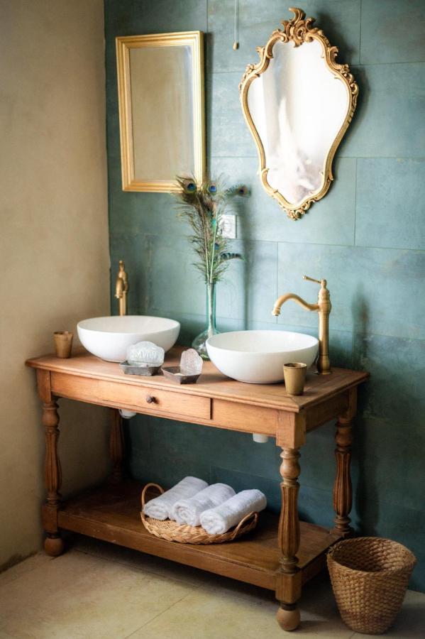 Chambres D'Hotes B&B - Chateau De Sienne Proche Avignon Orange Piscine Riviere Chusclan Exterior foto