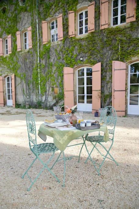 Chambres D'Hotes B&B - Chateau De Sienne Proche Avignon Orange Piscine Riviere Chusclan Exterior foto