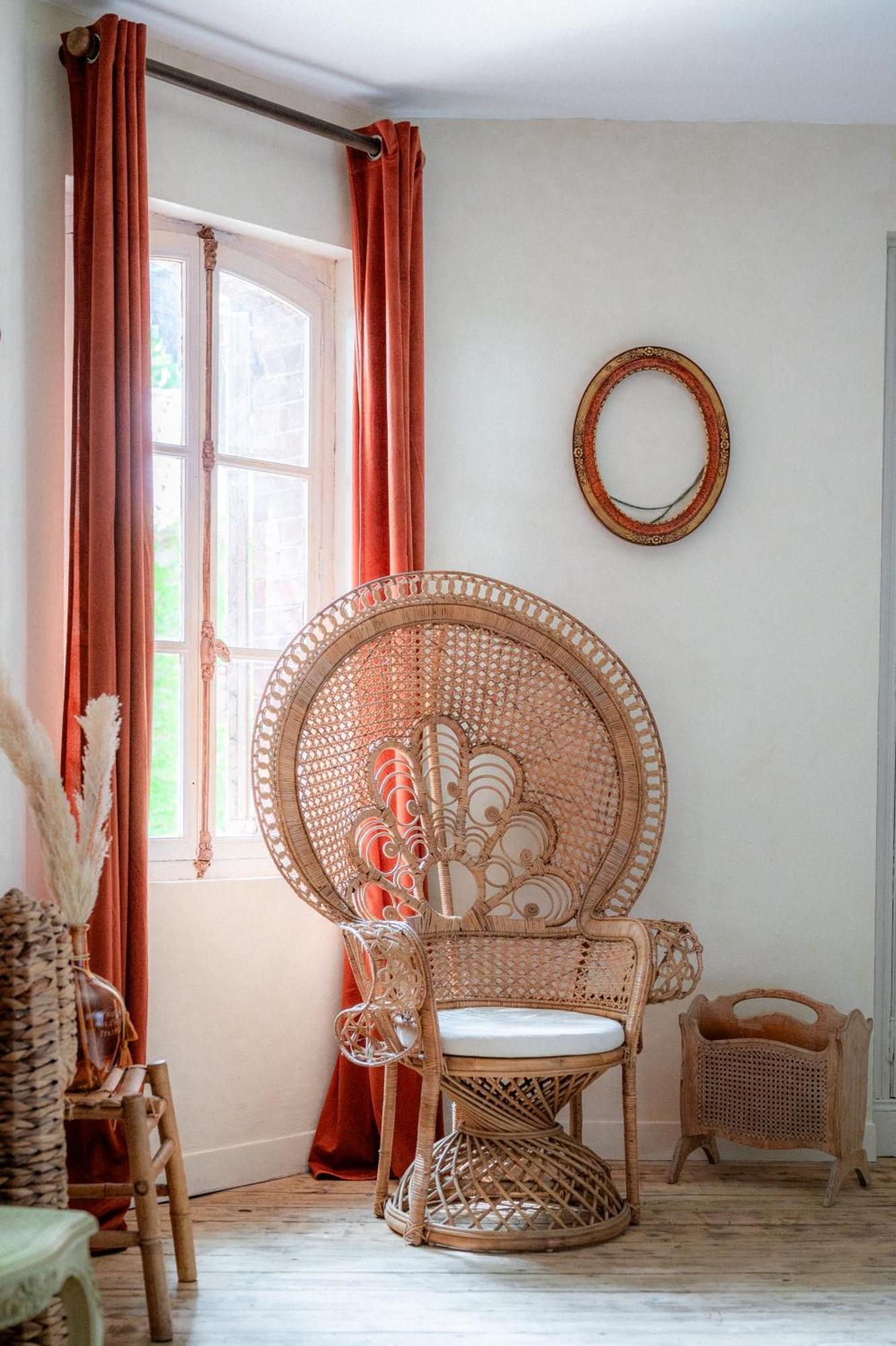 Chambres D'Hotes B&B - Chateau De Sienne Proche Avignon Orange Piscine Riviere Chusclan Exterior foto
